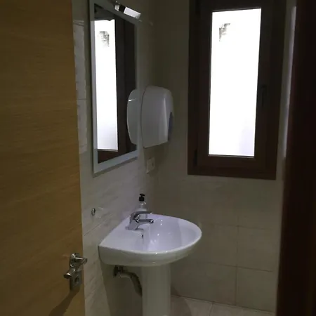 Casa Turistica Centro Ii Apartament